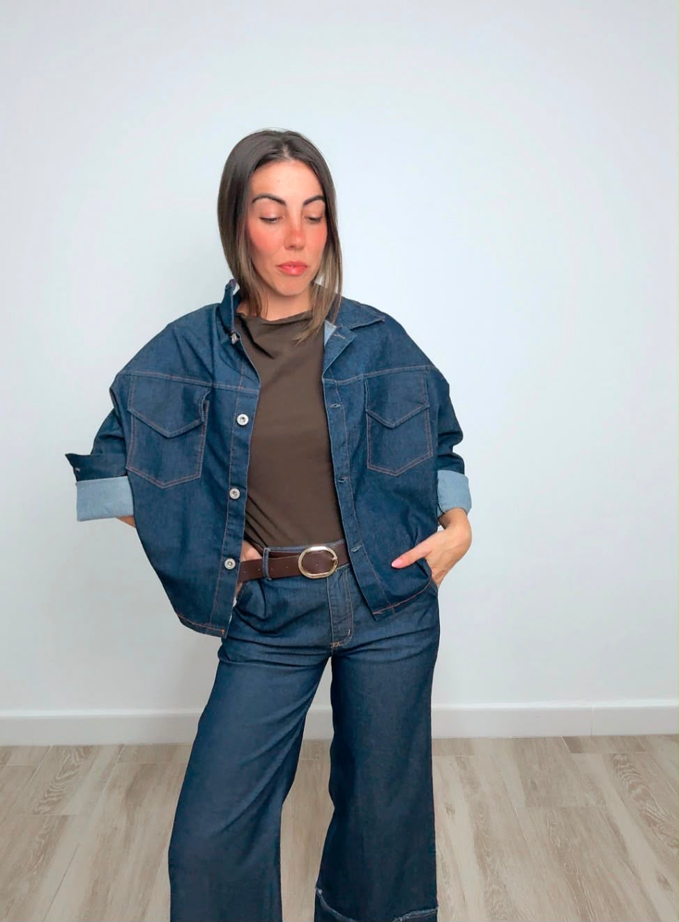 PANTALÓN CON CINTURÓN LEIRE