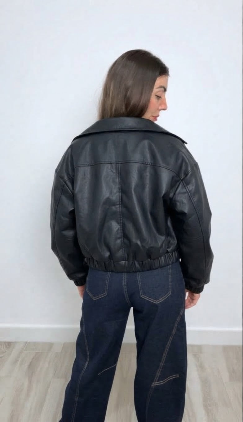 CHAQUETA BOMBER NEGRA