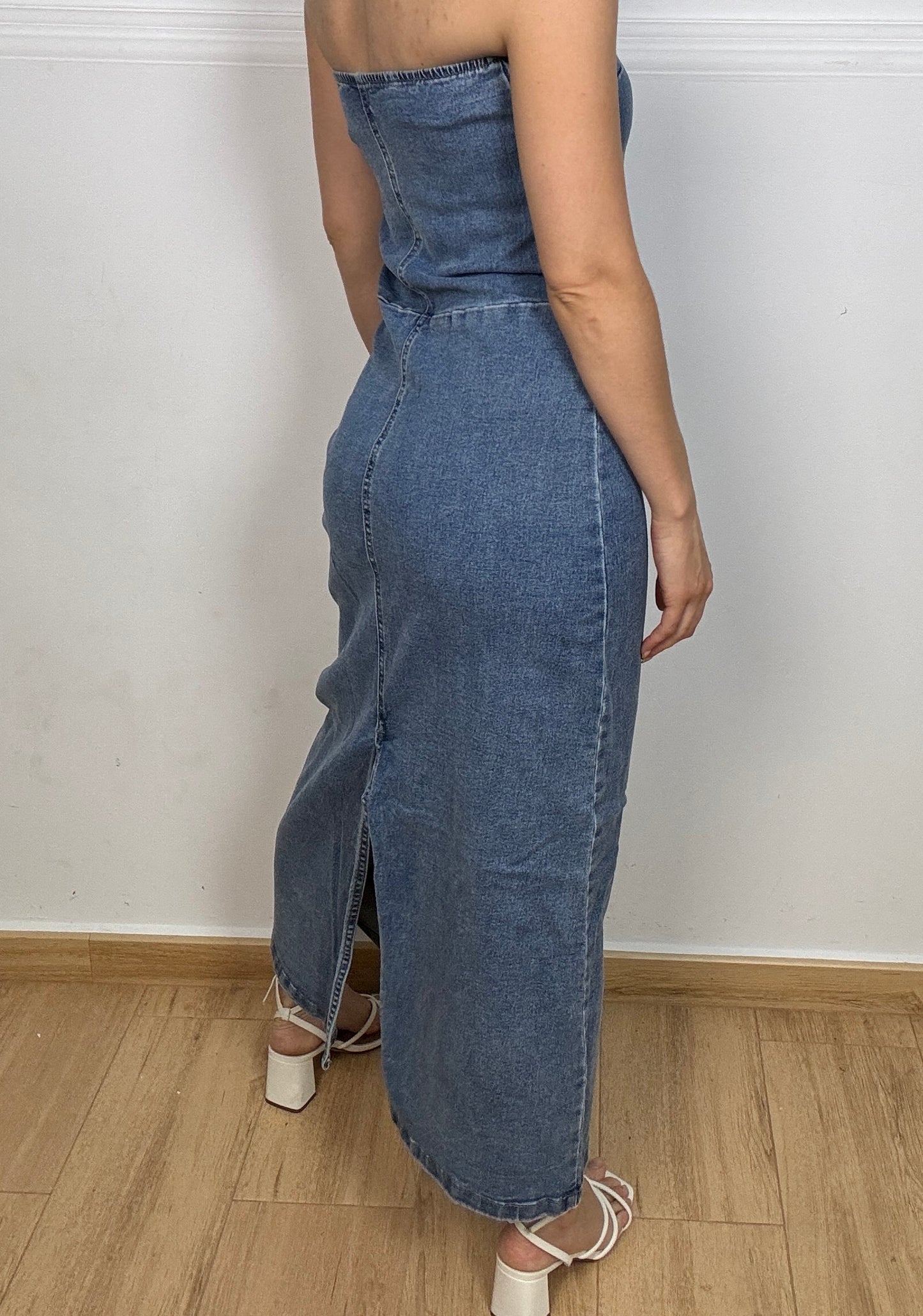 VESTIDO TEJANO CORTE MIDI (super precio)