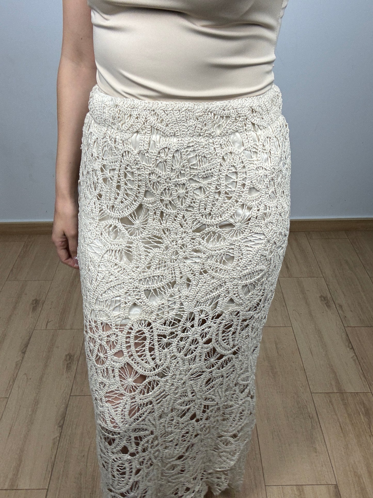 FALDA CROCHET BEIG