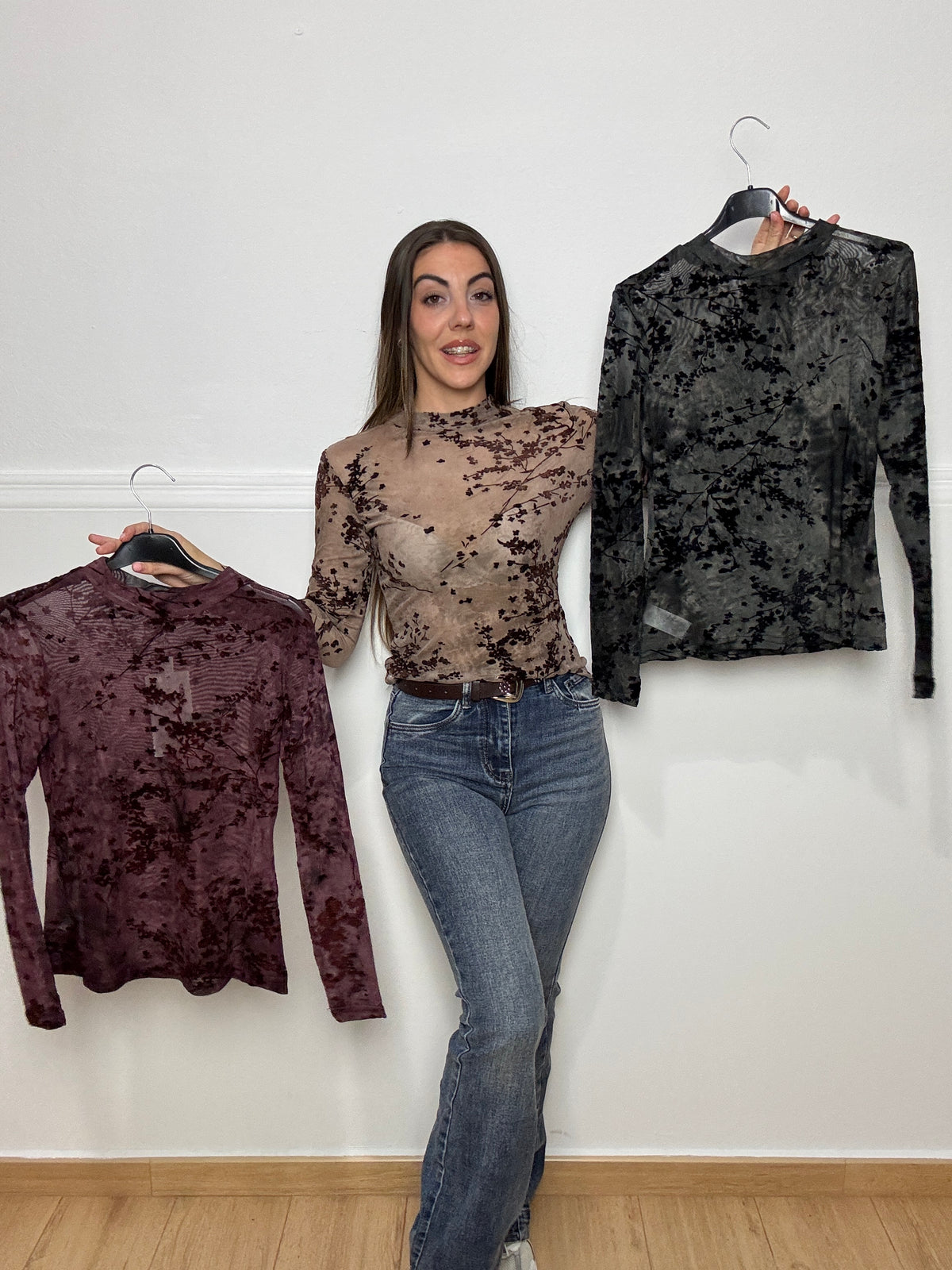 BLUSA TRANSPARENCIAS FLOR
