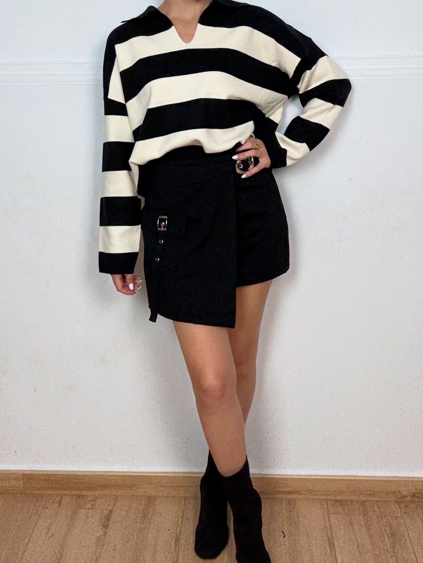 FALDA PANTALÓN HEBILLA NEGRO