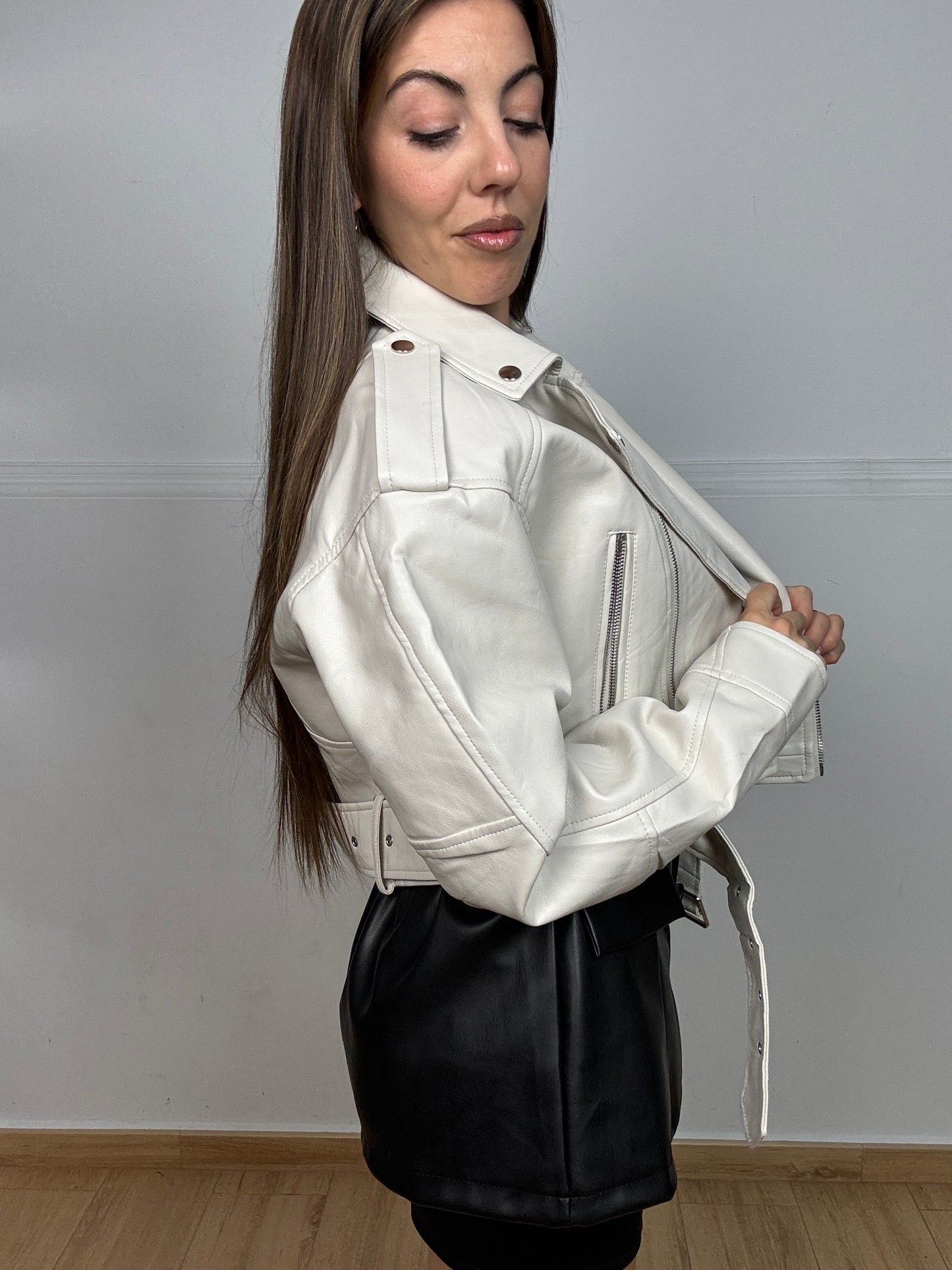 CHAQUETA POLIPIEL BEIGE