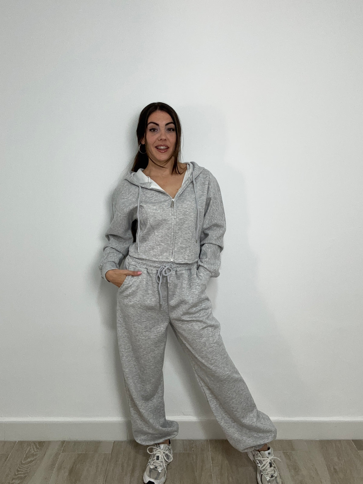 CHANDAL LOURDES GRIS