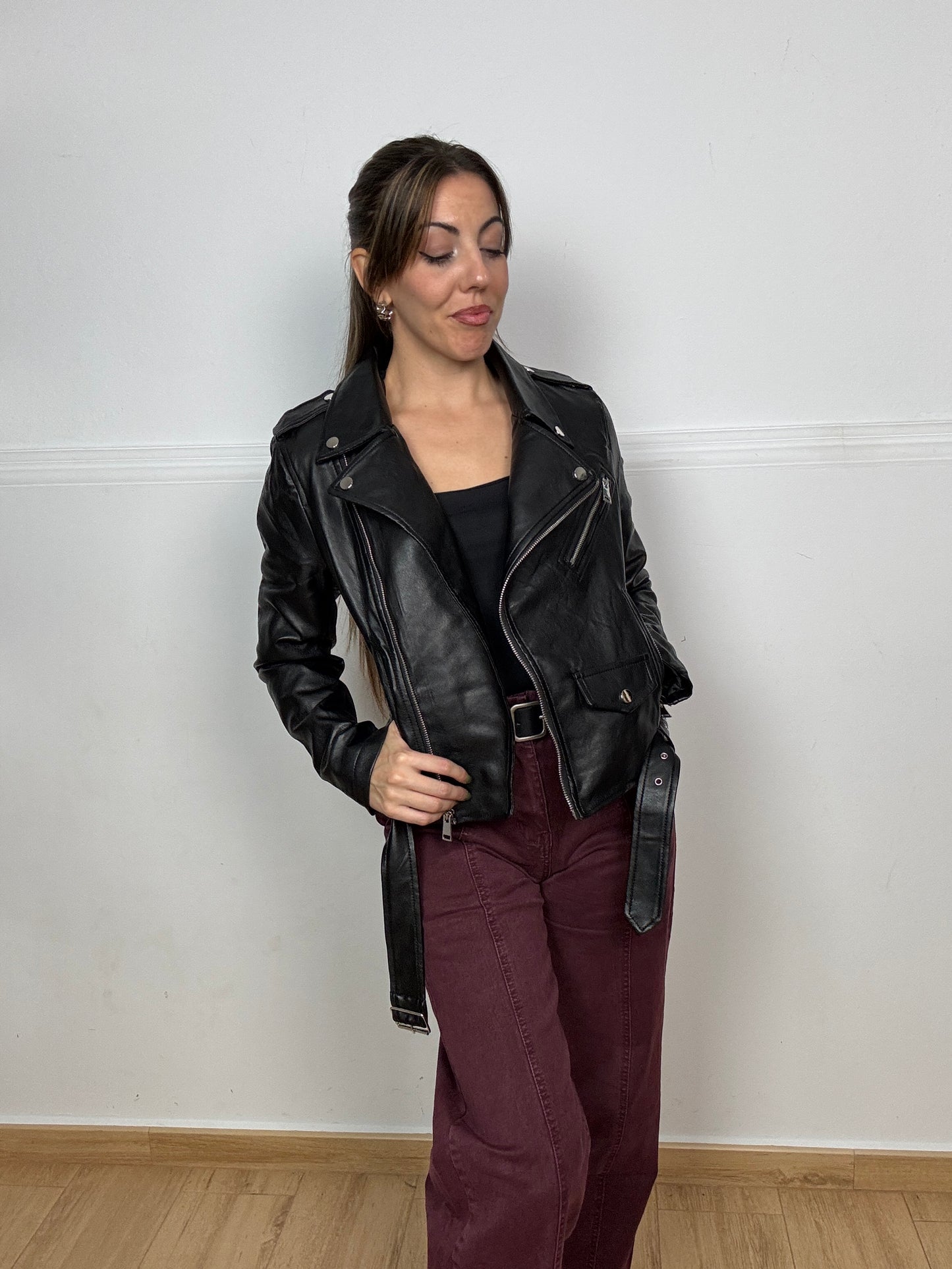 CHAQUETA POLIPIEL NEGRA